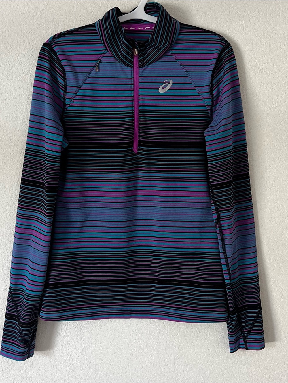 ASICS Striped Quarter-Zip Performance Top Sz S